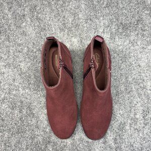 Clarks Burgundy Suede Ankle Booties Double Buckle Side Zip Womens 6M